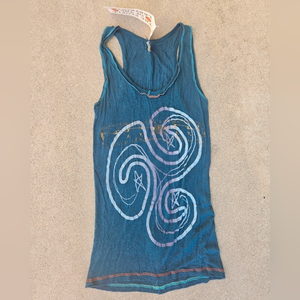 FLASH SALE BNWT THE PEOPLE OF THE LABYRINTHS TANK TEAL/BLUE W/SILVER GRAPHIC MED